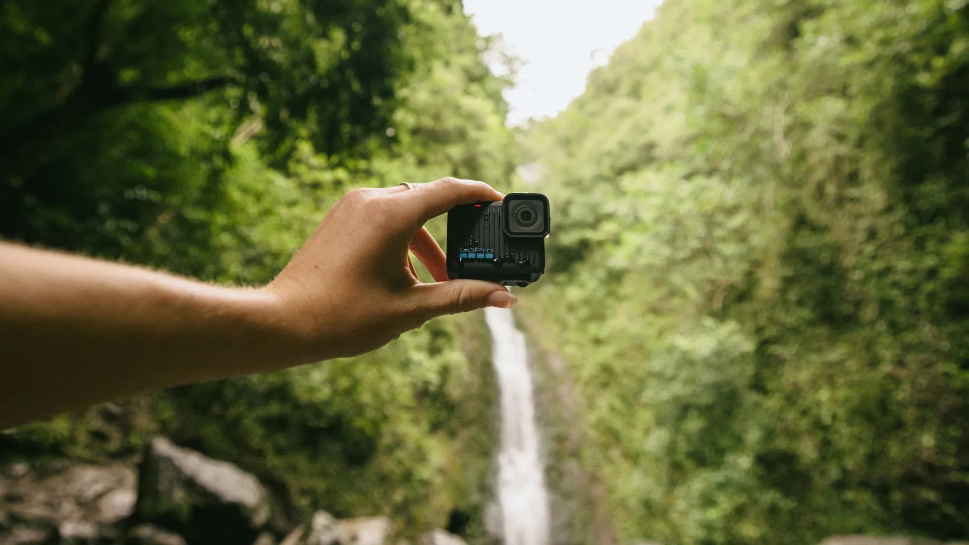 GoPro-Hero-in-hand.jpg